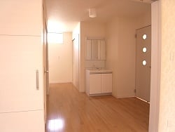 洗面台を設けた2階ホール 洗面台を設けた2階ホール