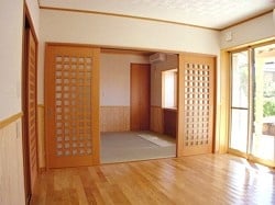 リビングダイニングを見る。 リビングダイニングを見る。