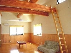 丸太を表しにした子供部屋 丸太を表しにした子供部屋